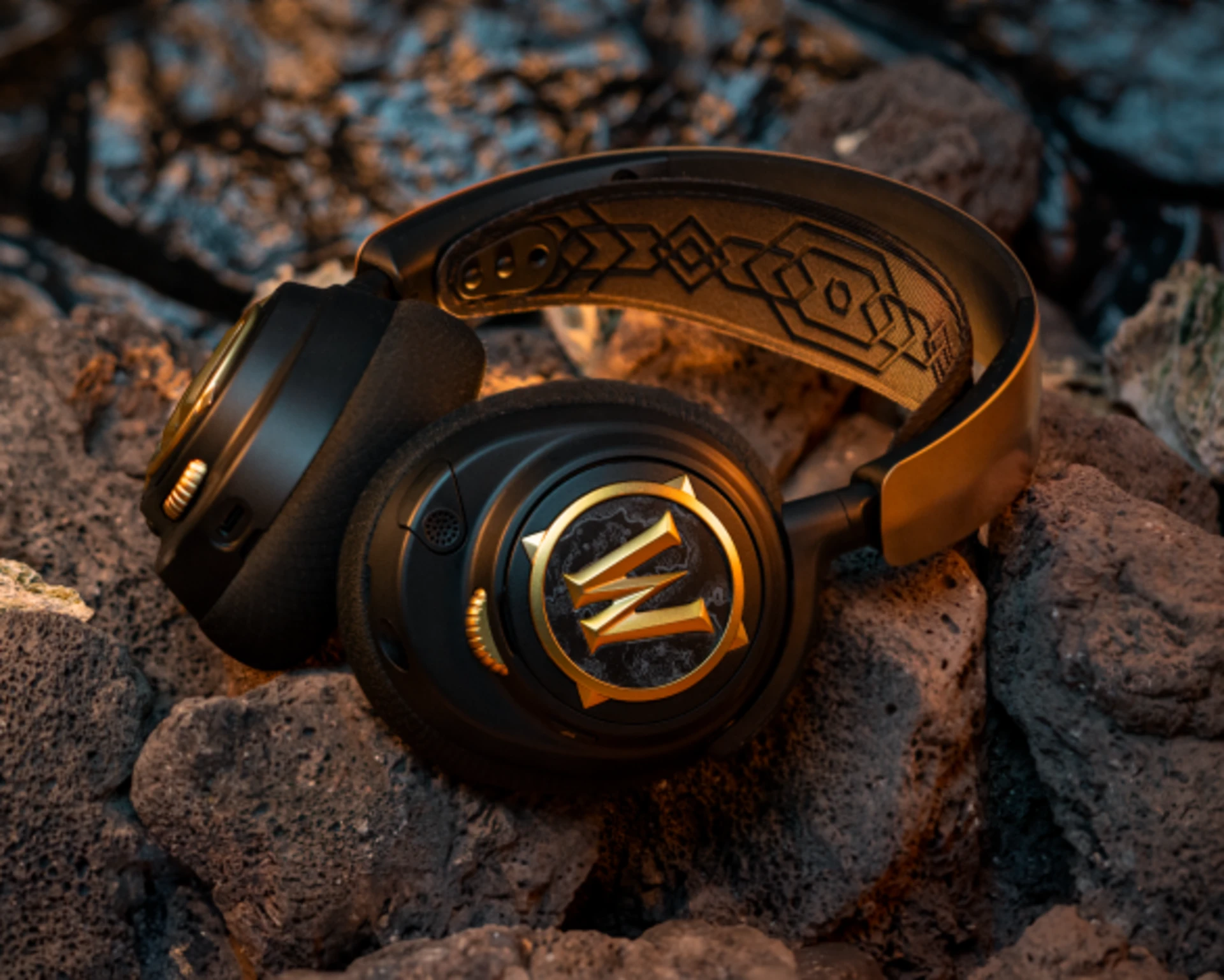 Arctis Nova 7: World of Warcraft Edition